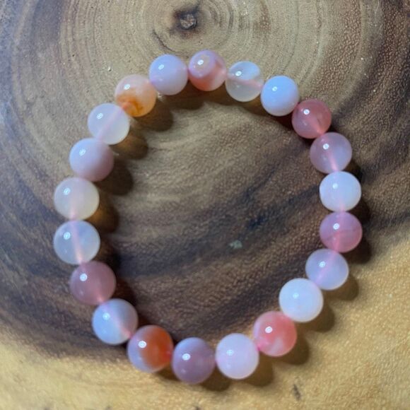 Yuan yuan Agate bracelet striped layers light rainbow colors stretch 10mm 7.5” n - Picture 3 of 10